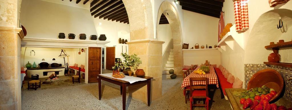 Ca S'hereu Villa *